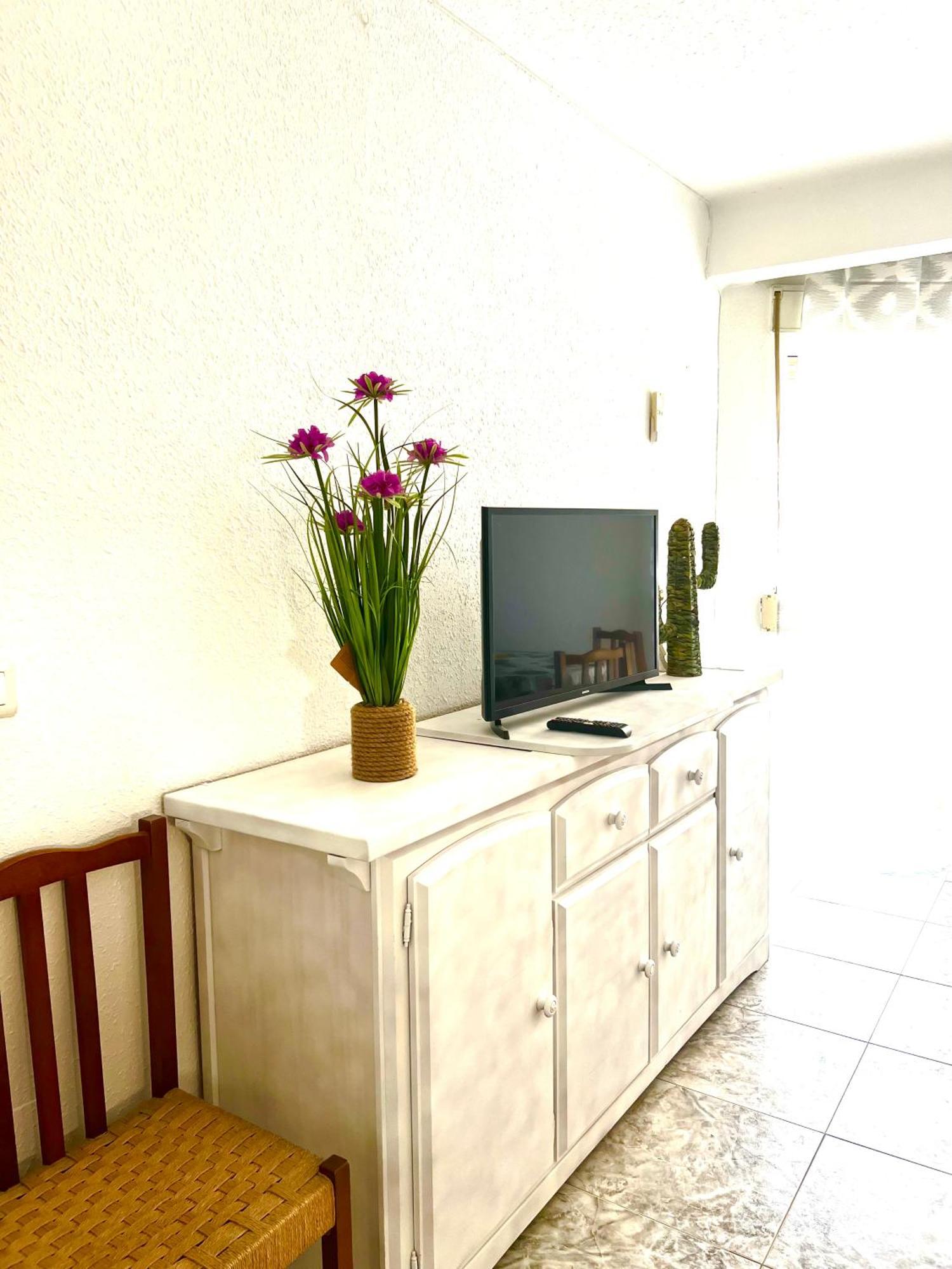 Apartamento 3 Habitaciones En Torre Del Mar A 50 Metros De La Playa 外观 照片