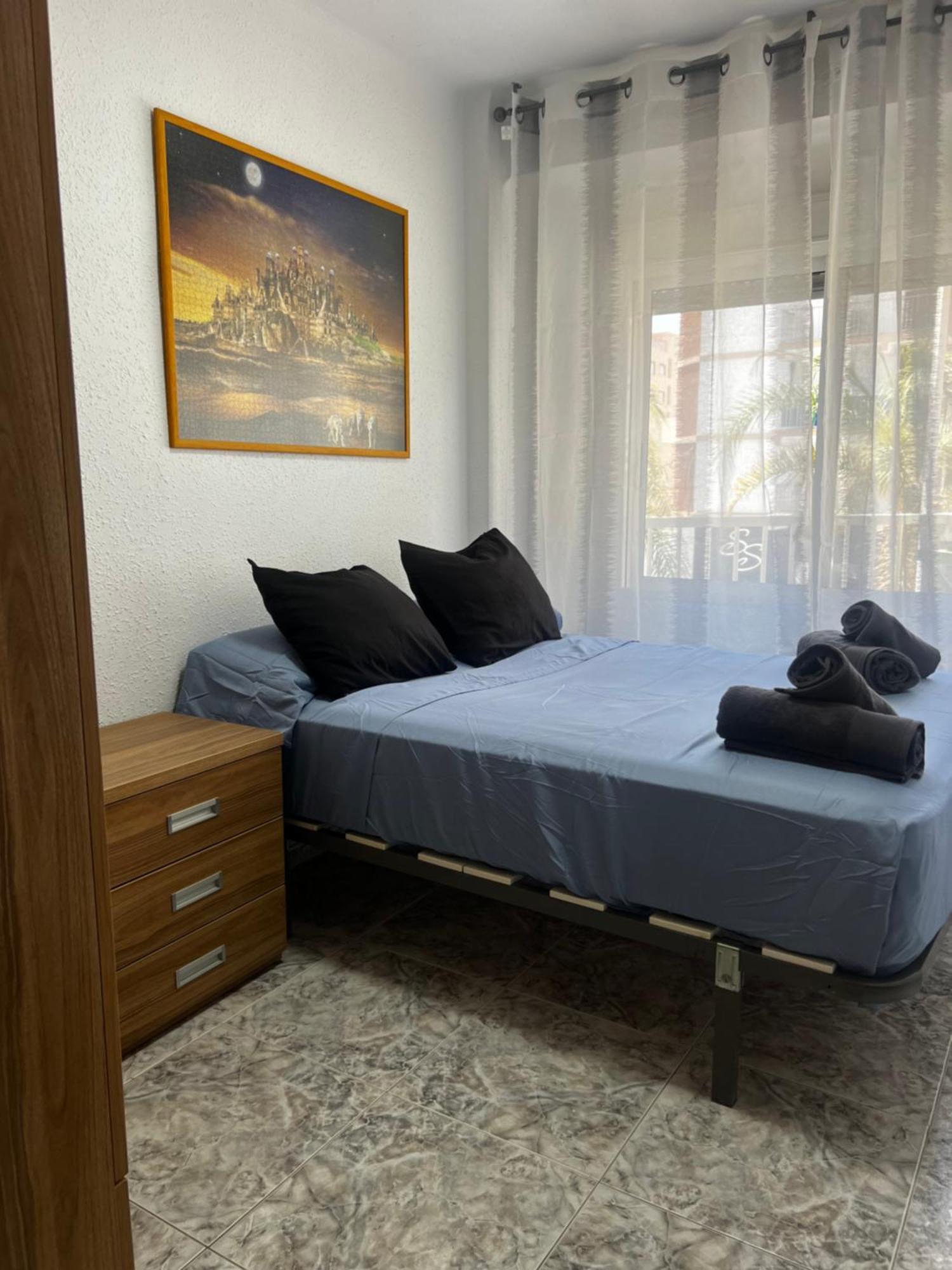 Apartamento 3 Habitaciones En Torre Del Mar A 50 Metros De La Playa 外观 照片