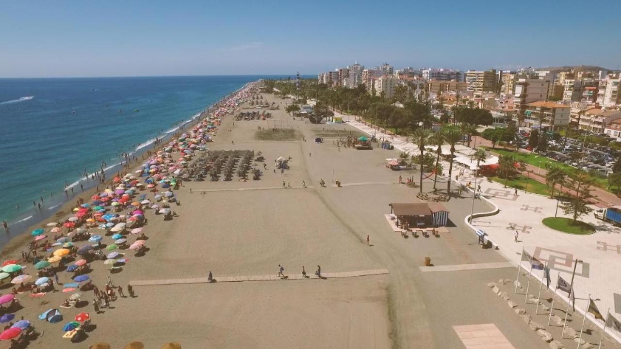 Apartamento 3 Habitaciones En Torre Del Mar A 50 Metros De La Playa 外观 照片
